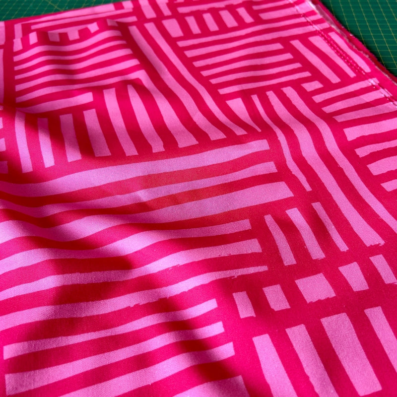 Abstract Grid COTTON WOVEN