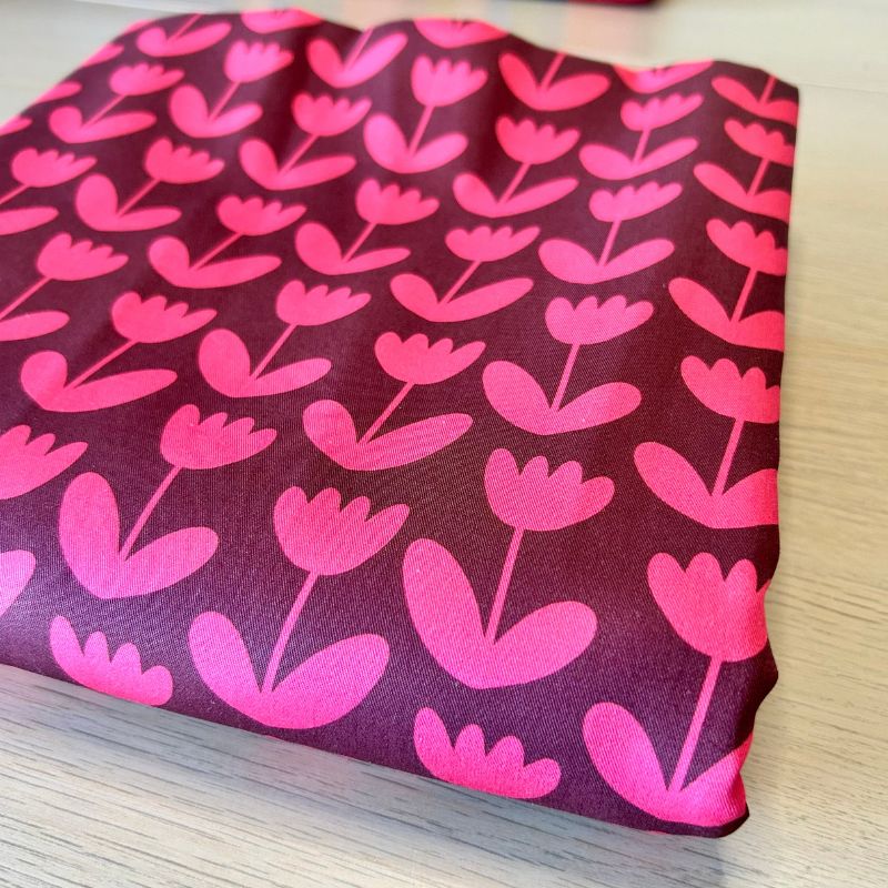 Fiesta Tulips COTTON WOVEN